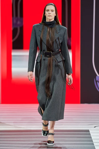 Look 2